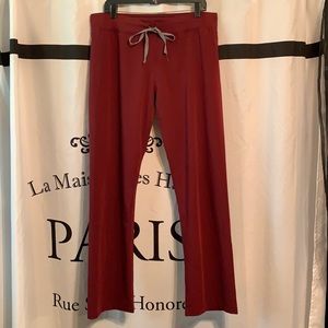 FIGS SCRUB PANTS SIZE LARGE PO#1618